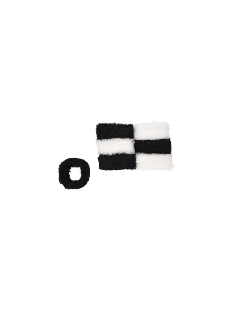 Plain Rubber Bands in Black & White color - RB1097